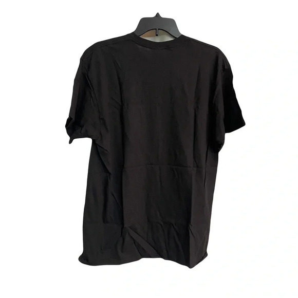 NWT “what happens under the mistletoe stays under the mistletoe”  shirt  large - Picture 2 of 4